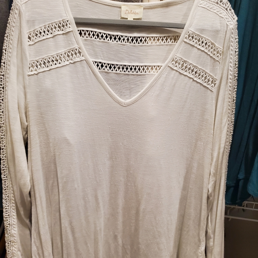Anthropologie long sleeve tee